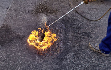 Leake Commonside flat roofing repairs