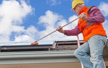 Leake Commonside soft wash roof cleaning